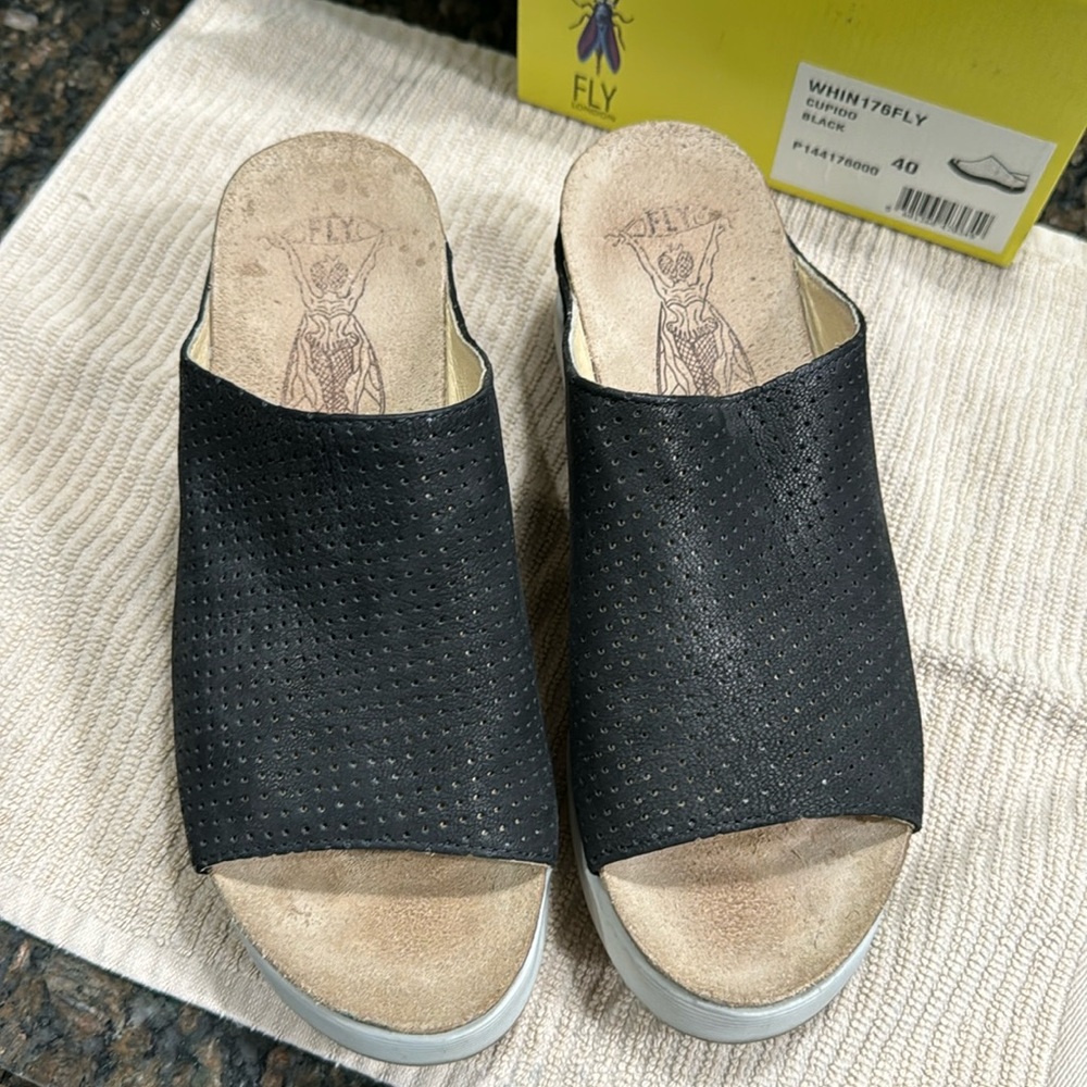 Fly London Sandals